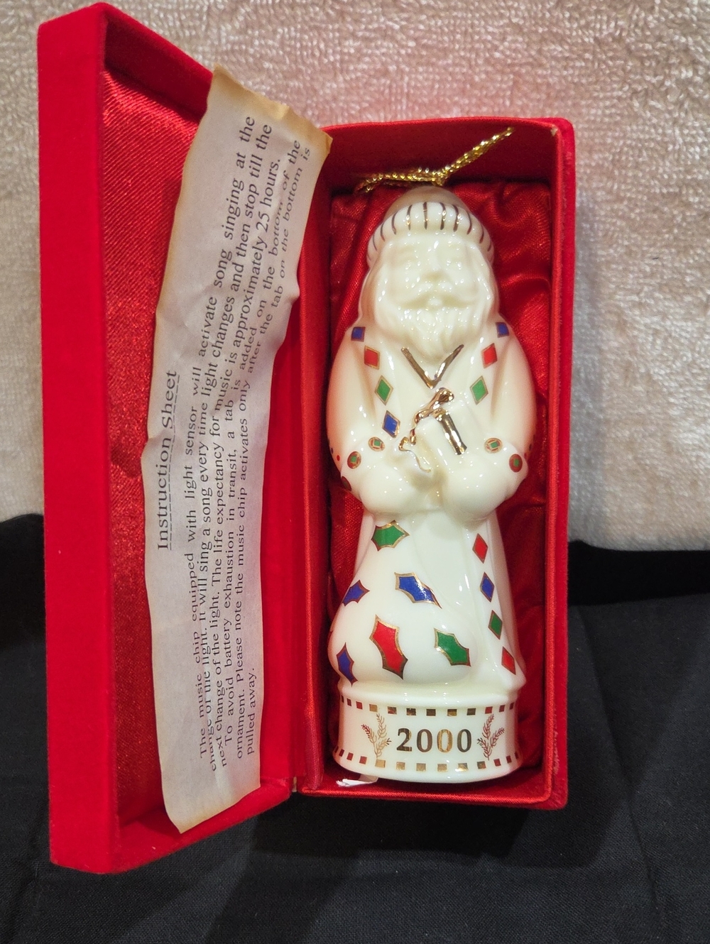 MADISON AVENUE SANTA ORNAMENT